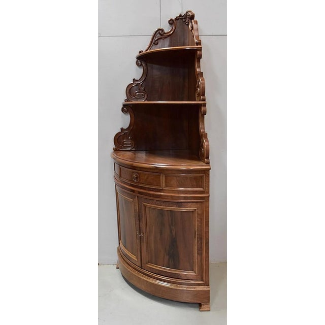 19th Century Walnut Corner Cabinets, Set of 2 For Sale - Image 9 of 18