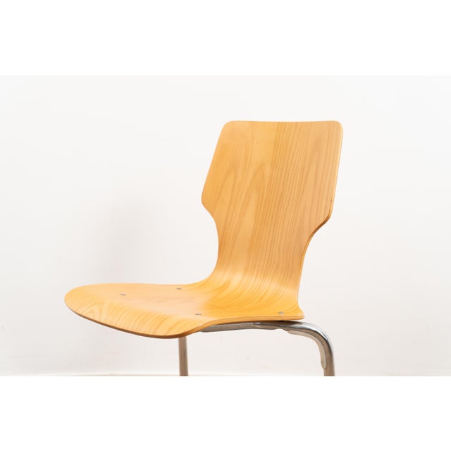 Mid-Century Modern Vintage Cantilever Chair, 1980s For Sale - Image 3 of 6