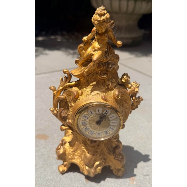 Late 19th Century Antique French Louis XV Style Gilt Boudoir Clock by Jennings Brothers - Model 697 For Sale - Image 9 of 10