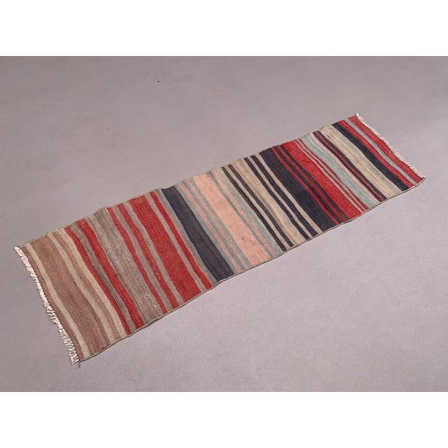 Pattern: Geometric Shape: Runner Size: 140x41 cm Regional Design: Kilim Material: Wool Item Length: 140 Colour:...