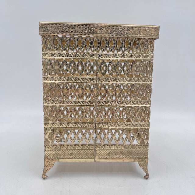 Vintage Hollywood Regency Gold Filigree Ormolu Tissue Box Cover For Sale - Image 9 of 11