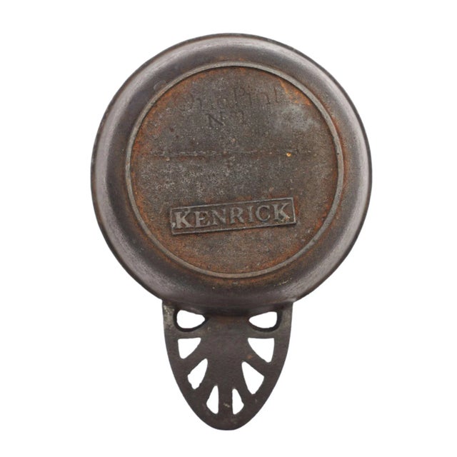 Metal Two Graduated Cast Iron Porringers by Kenrick Iron Mongers, 1790-1830 For Sale - Image 7 of 8