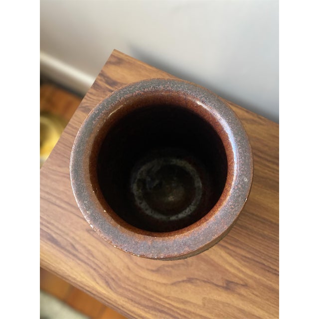 Late 20th Century Mid-Century Modern John Fleming Pottery Vase For Sale - Image 5 of 10