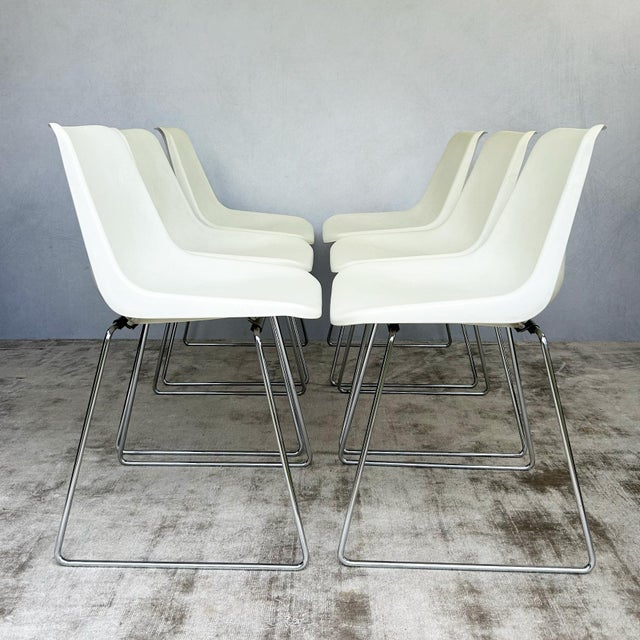 1960s Polypropylene Chairs with Chrome Sled Bases by Robin & Lucienne Day for Hille, 1960s, Set of 6 For Sale - Image 5 of 15