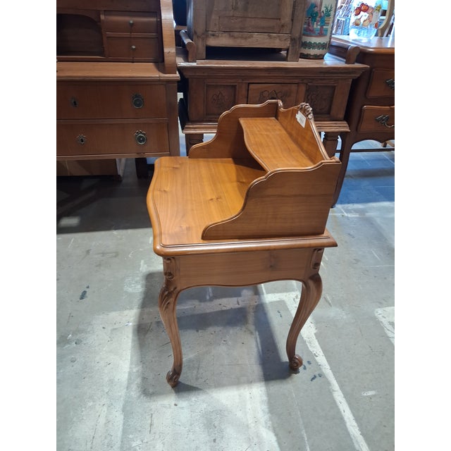 Wood Mid 20th Century Pair of French Provincial Louis XV Style Bedside Tables With Carved Aprons & Gallery Backs For Sale - Image 7 of 7