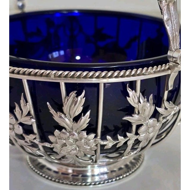 George V Sterling Silver Swing Handle Basket with Blue Glass Liner, 1912 For Sale - Image 9 of 18