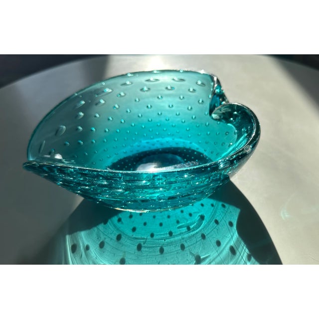 Beautiful Murano Seguso art glass bowl hand blown in the distinctive technique developed by master glassmakers on the...