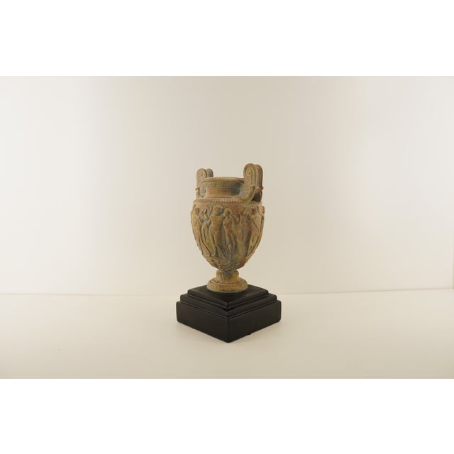Vintage Greek Roman Neoclassical Urn on Black Base For Sale - Image 15 of 18