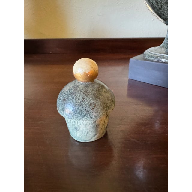 Ceramic Fine and Rare Wedgwood Agate Ware Faux-Porphyry Vase. On Black Basalt Base. Circa 1775. For Sale - Image 7 of 9