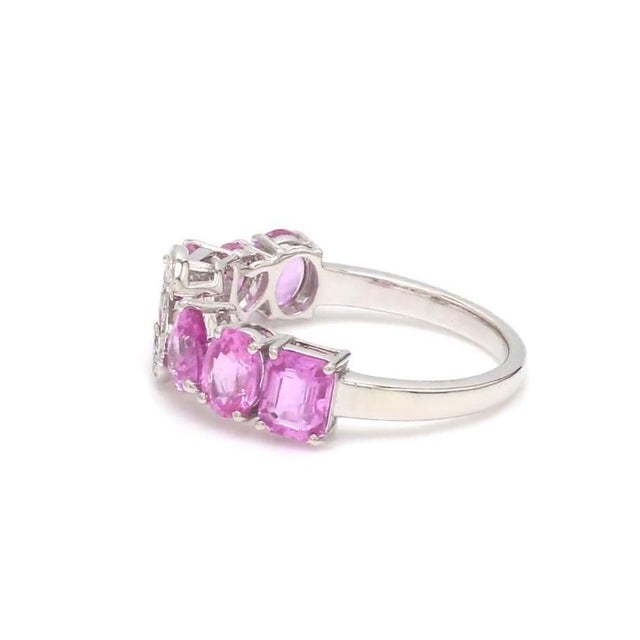 Natural 2.66 cts pink sapphire & 0.06 cts diamond S alphabet ring in 18k gold For Sale - Image 9 of 18