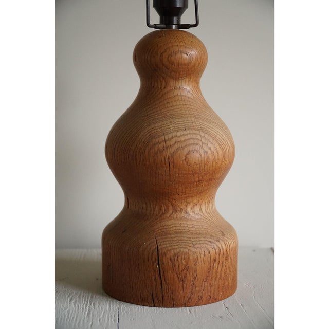 Wood 1960s Scandinavian Mid Century Modern Sculptural Organic Wooden Oak Table Lamp For Sale - Image 7 of 9