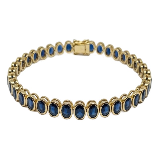 Natural 18k Gold Blue Sapphire 15.19cts Bracelet For Sale