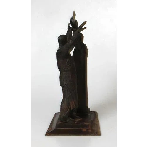 1985. Kasli (Kasli), USSR. Authors of the uniform - Levs Golovnitskis, Jakovs Belopolskis. Cast iron. 38x29.6x17 cm.