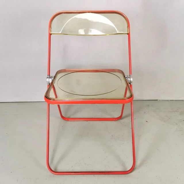 1970s Red Plia Folding Chairs by Giancarlo Piretti for Anonima Castelli, 1970s, Set of 3 For Sale - Image 5 of 8