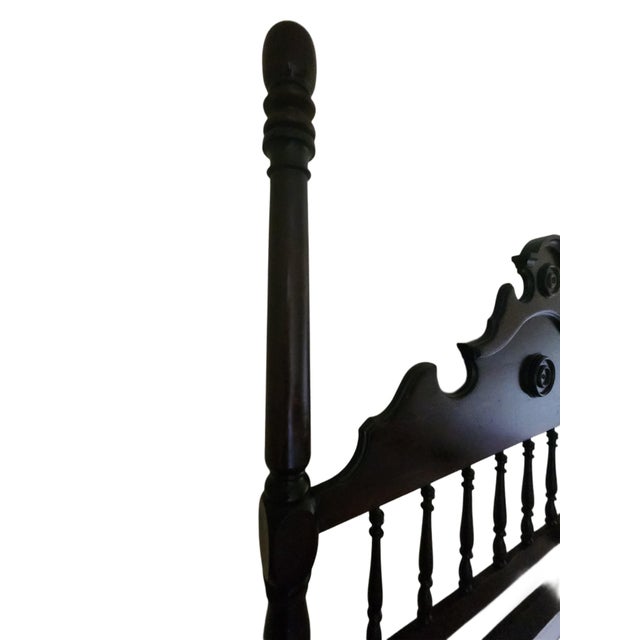 19th C. Spanish Colonial Mahogany Bed: Prominent South Louisiana Family Heirloom For Sale - Image 4 of 7