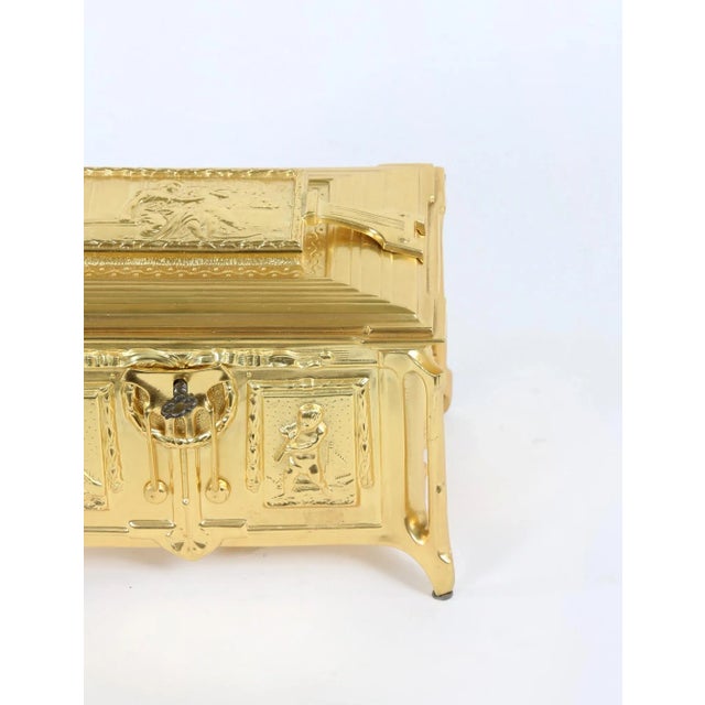 Early 20th Century Gilt Dore Bronze Metal Footed Covered Box For Sale - Image 5 of 10
