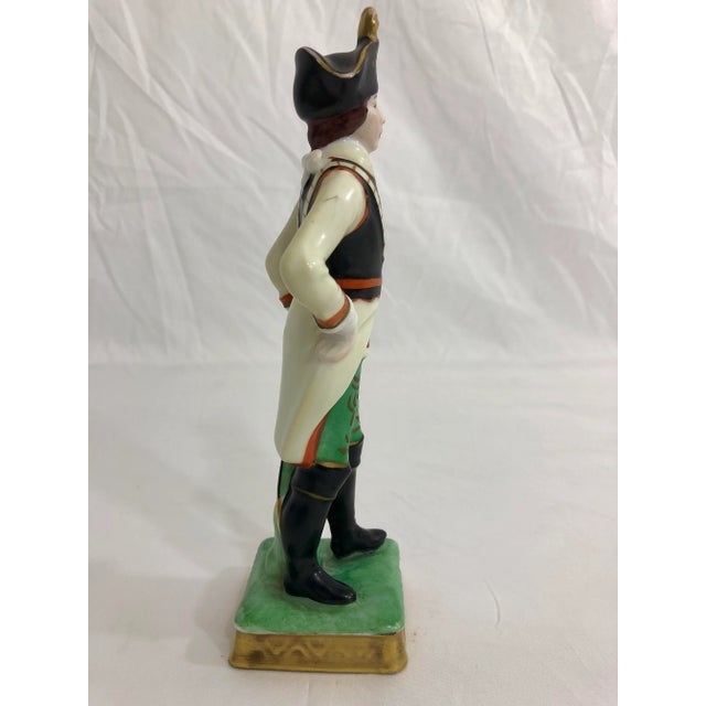 French Capodimonte Porcelain Statue of a French Imperial Soldier For Sale - Image 3 of 6
