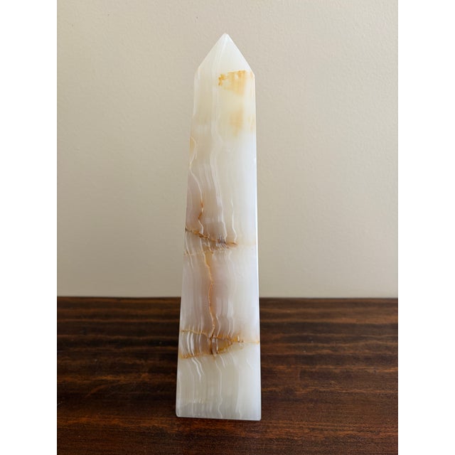 Green and Brown Onyx Marble Obelisk With Dramatic Veining For Sale - Image 4 of 10