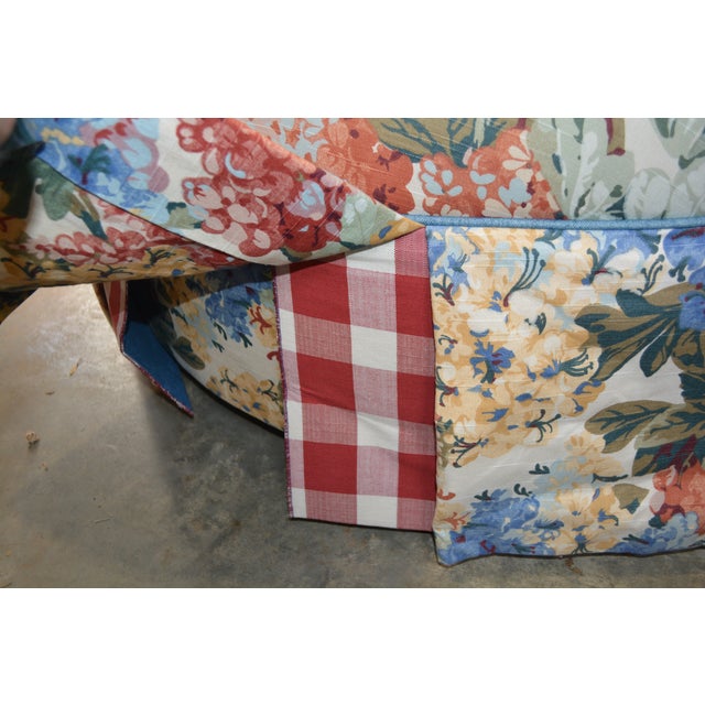 1990s 1990s Round Colorful Blue Pink Yellow Floral Cocktail Ottoman For Sale - Image 5 of 10