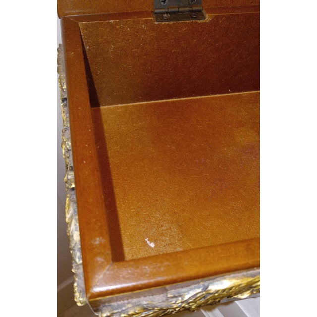 Traditional Country Rustic Elegant Parlor Piece: Solid Wood, Hinged Lid, Gold Tone Trim, Scalloped Walnut Ornamental Facial Tissue Napkin Holder Decor For Sale - Image 11 of 18