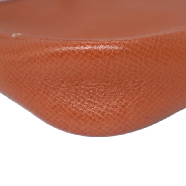 Hermès Hermès Gold Courchevel Leather Micro Trim 15cm Bag With Gold Hardware, 1991. For Sale - Image 4 of 12