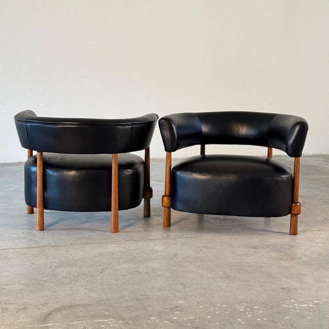 Not Yet Made - Made To Order Lounge Chairs in Fine Black Leather and Ashwood from Forme, Set of 2 For Sale - Image 5 of 18