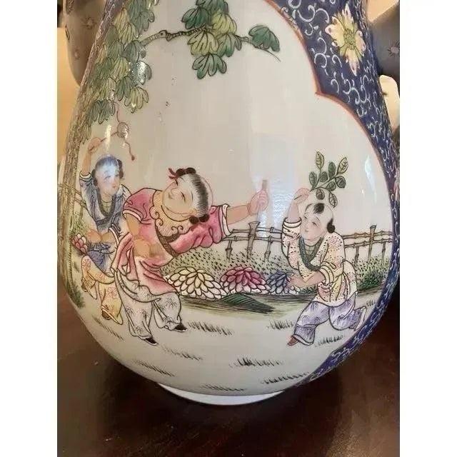 Mid 20th Century Chinese Statement Cachepot Vase- A Pair For Sale In Chicago - Image 6 of 10