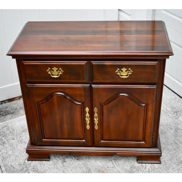1990s Vintage Kincaid Solid Cherry Traditional Style Two Door Server Cabinet For Sale - Image 5 of 13