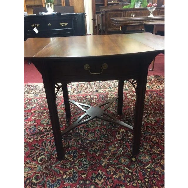 Brown Vintage Pembroke End Table, Henkel Harris Furniture Spnea For Sale - Image 8 of 12