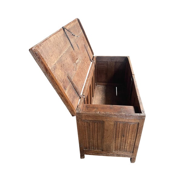 Gothic Linenfold Coffer in Oak with Carved Panel, 1500s For Sale - Image 3 of 6