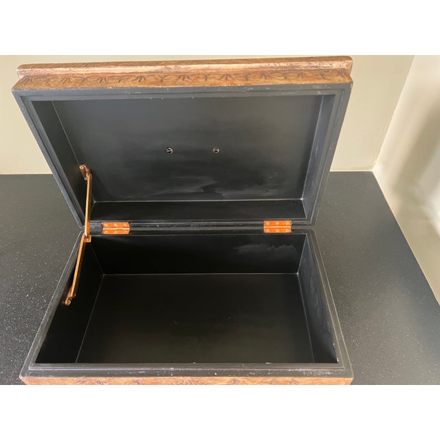 Vintage Maitland-Smith Carved Decorative Box With Gilt Clasped Hands & Feet For Sale In Dallas - Image 6 of 7
