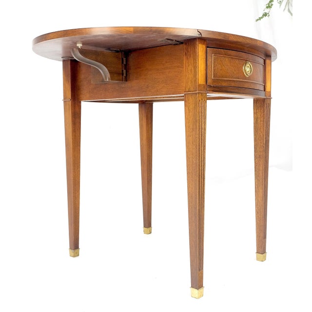 Baker Banded Mahogany One Drawer Drop Leaves Pembroke End Side Lamp Table MINT! For Sale - Image 9 of 10