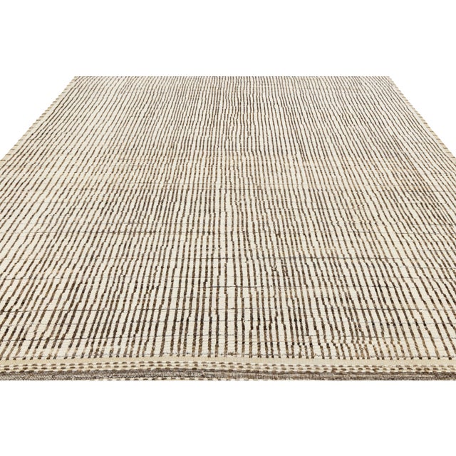2020s Ivory Modern Moroccan Style Wool Rug With Handmade Linear Pattern For Sale - Image 5 of 11