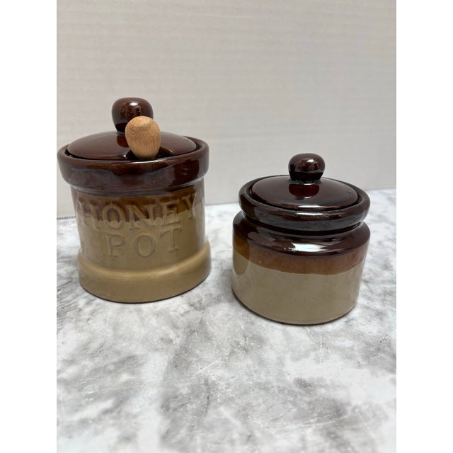 Ceramic Midcentury Set of Two Americana Pottery Containers For Sale - Image 7 of 7