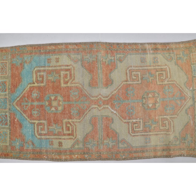 Turkish 1960s Small Oushak Anatolian Carpet For Sale - Image 3 of 10