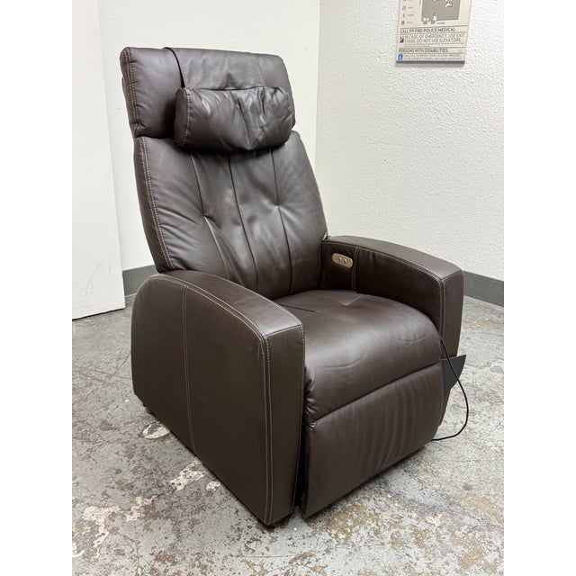 Transitional Positive Posture Luma Lift Assist Recliner, Chocolate Brown For Sale - Image 3 of 12