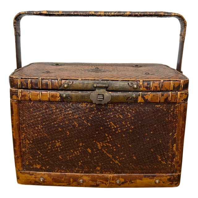 Woven Rectangular Picnic Basket with Handle & Hinged Lid For Sale