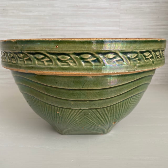Vintage McCoy Sunburst Pottery Mixing Bowl in Green Glaze For Sale - Image 4 of 12
