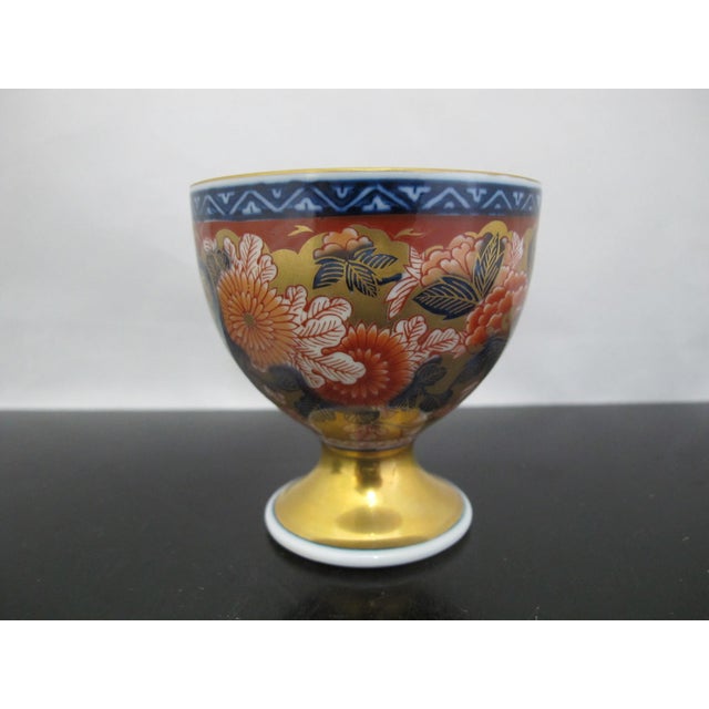 Japanese Arita Ware Imari Kisen Kiln Vivid Gokunishiki Porcelain Cup & Saucer For Sale - Image 12 of 16