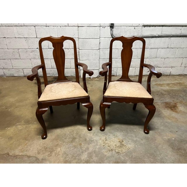 Brown Late 20th Century Vintage Henkel Harris Furniture Eight Queen Anne Style Black Cherry Dining Chairs - Set of 8 For Sale - Image 8 of 12