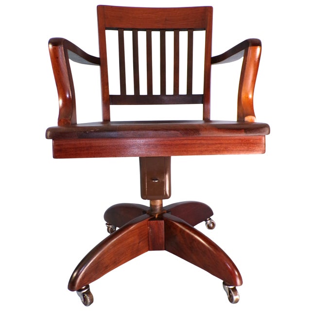 Gunlocke Early 20th Century Gunlocke Restored "Bank of England" Banker’s Armchair For Sale - Image 4 of 18