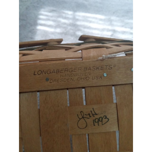 1990s 1990s Longaberger Berry Basket With a Clear Insert For Sale - Image 5 of 5