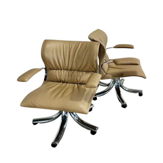 4 Giovanni Offredi for Saporiti Italia "Onda” Leather Desk Chairs, 1970 For Sale - Image 4 of 10