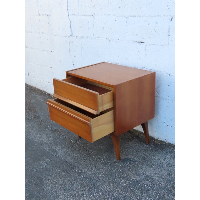 Mid Century Modern Nightstand Side End Bedside Table 6235 For Sale In Miami - Image 6 of 17