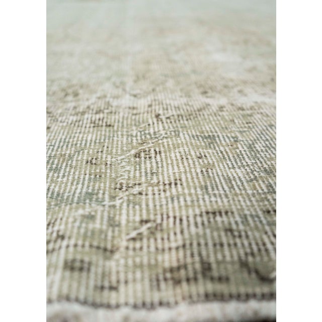 Turkish Turkish Vintage Rug 6'11" x 10'5" #21322 For Sale - Image 3 of 8