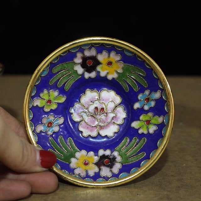 Vintage Chinese Cloisonné Enamel Lidded Tea Bowl Gaiwan With Peony Motif For Sale - Image 9 of 9