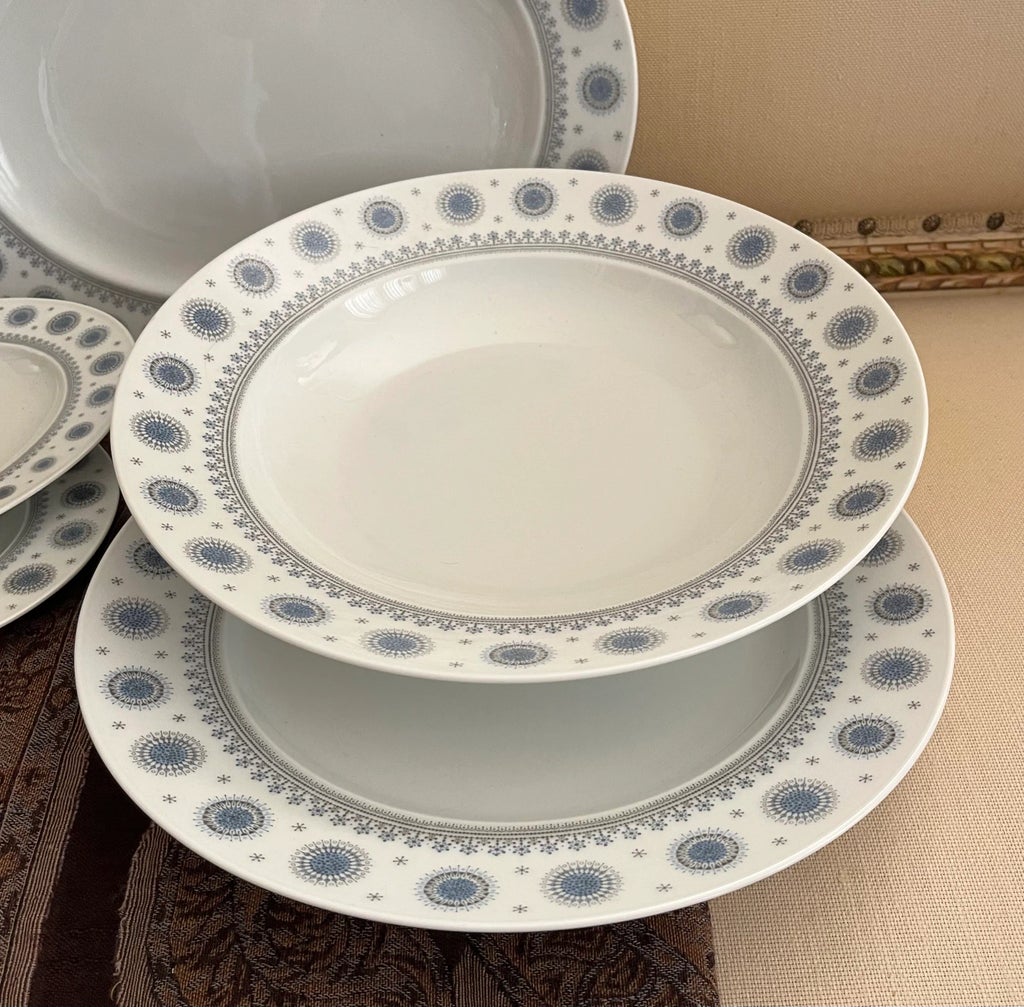 Mid-Century 1963 Rosenthal Germany “EisBlume” Ice Blossom