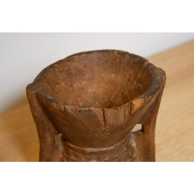 19th Century Dark Brown Carved Seeder-Talasari For Sale - Image 5 of 8