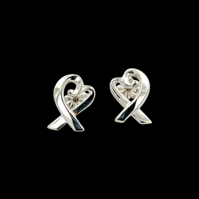 Late 20th Century Tiffany & Co Estate Heart Pierced Earrings by Paloma Picasso Sterling Silver, A Pair For Sale - Image 10 of 12