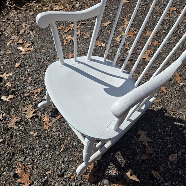 Late 20th Century Late 20th Century White Nichols and Stone Solid Wood Rocking Chair For Sale - Image 5 of 13